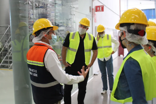 Grupo Embotellador Nayar recibe visita de Vicepresidente Coca Cola LATAM Norte Carlos ricalde