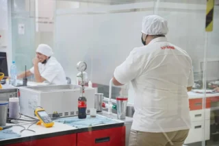 nueva línea en embotelladora nayar