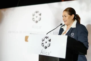 2025-12-10 – Álica reconoce a colaboradores por años de servicio y dedicación (01)