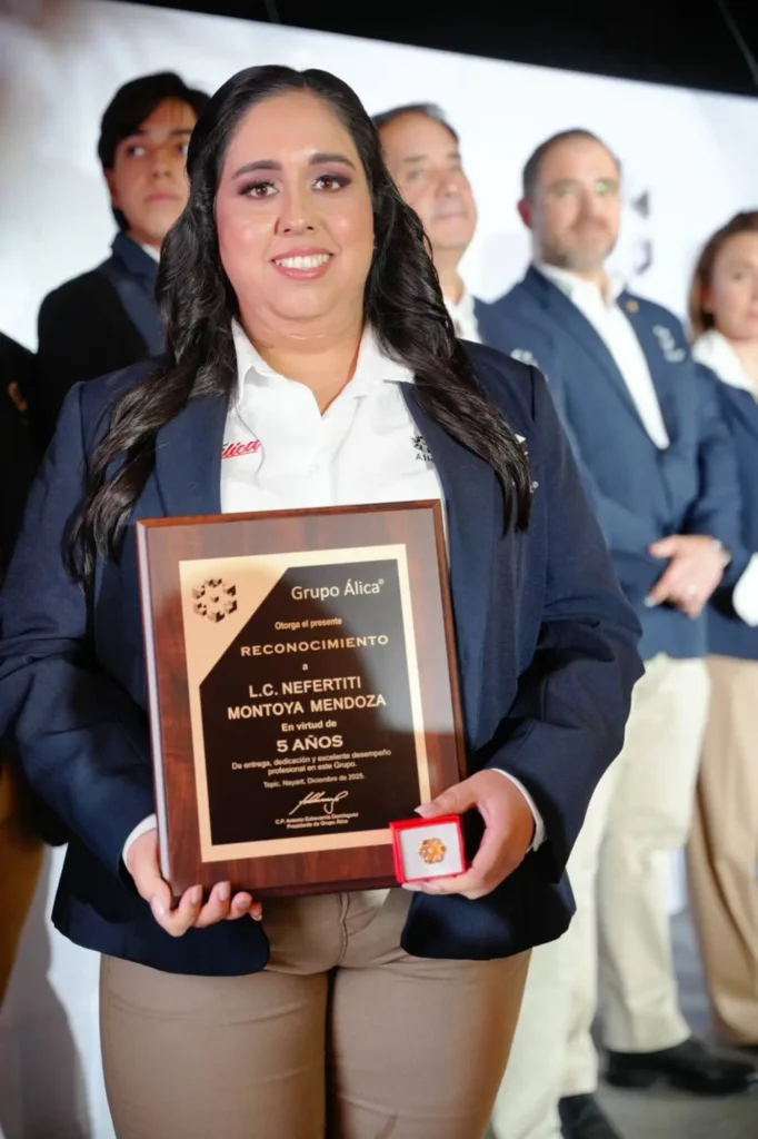 Nefertiti Montoya Mendoza, gerente administrativa en Frutálica