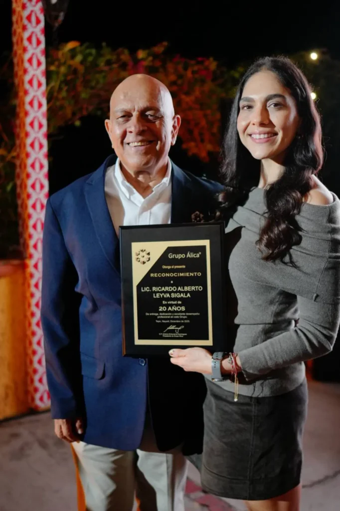 Reconocimientos a ejecutivos de Grupo Álica