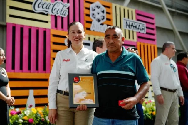 Grupo Álica reconoce lealtad de 78 colaboradores a través de Grupo Embotellador Nayar en Bahía de Banderas (05)