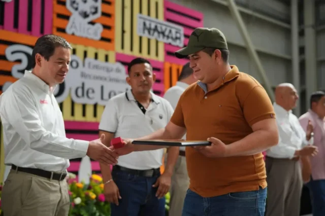 Grupo Álica reconoce lealtad de 78 colaboradores a través de Grupo Embotellador Nayar en Bahía de Banderas (08)