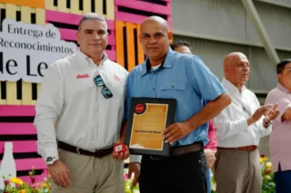 Grupo Álica reconoce lealtad de 78 colaboradores a través de Grupo Embotellador Nayar en Bahía de Banderas (15)