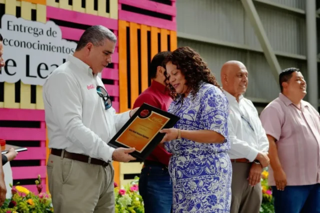 Grupo Álica reconoce lealtad de 78 colaboradores a través de Grupo Embotellador Nayar en Bahía de Banderas (17)
