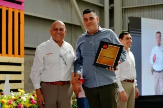 Grupo Álica reconoce lealtad de 78 colaboradores a través de Grupo Embotellador Nayar en Bahía de Banderas (18)