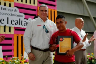 Grupo Álica reconoce lealtad de 78 colaboradores a través de Grupo Embotellador Nayar en Bahía de Banderas (23)