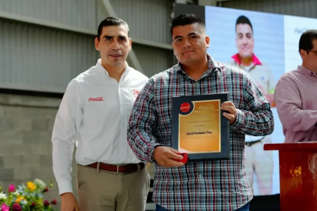 Grupo Álica reconoce lealtad de 78 colaboradores a través de Grupo Embotellador Nayar en Bahía de Banderas (29)