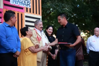 grupo embotellador nayar entrega reconocimientos